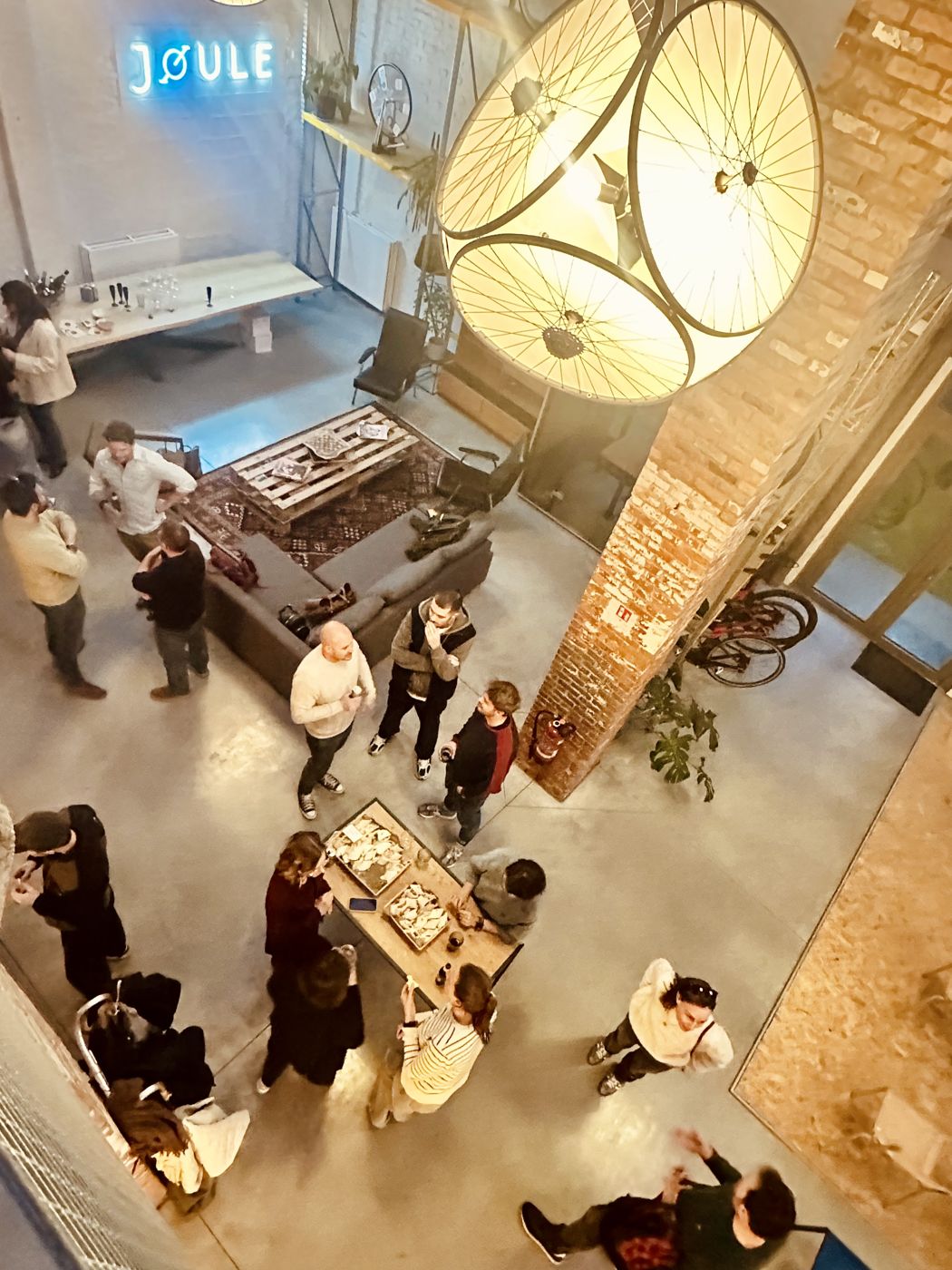 Drinks and conversations after the session at JOULE